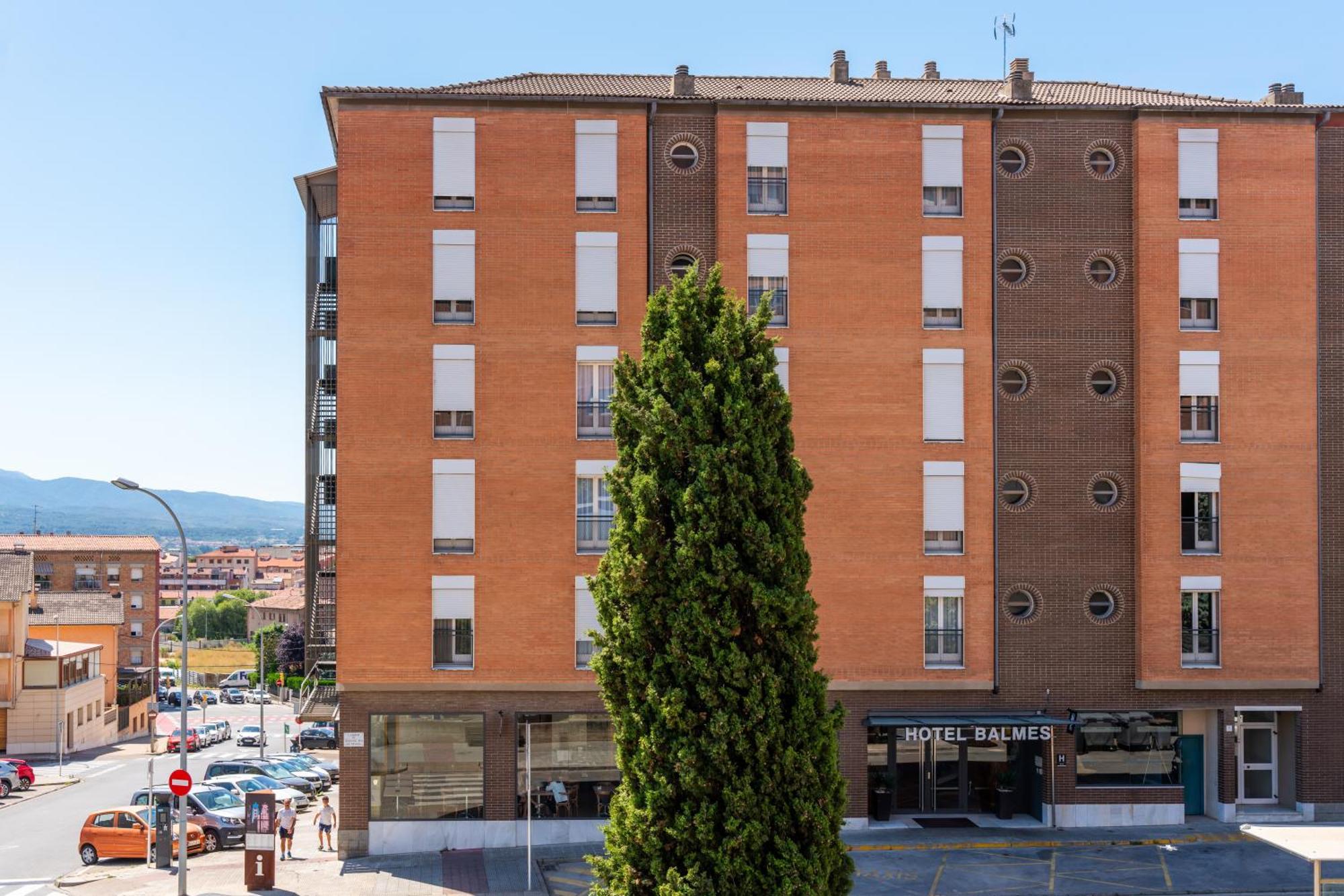 Hotel J. Balmes Vic Exteriér fotografie